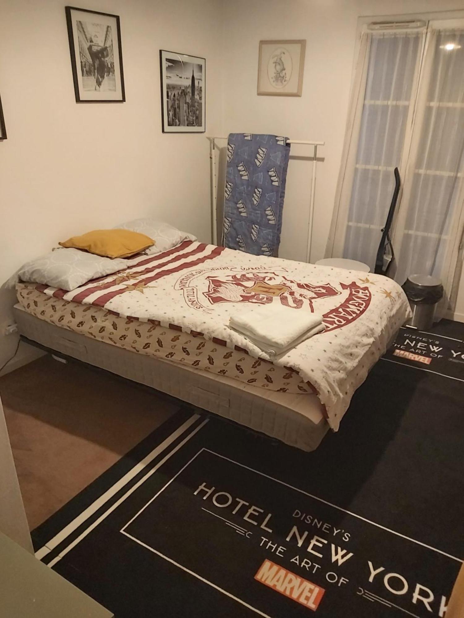 Room-1Km From Disney- Serris Room photo